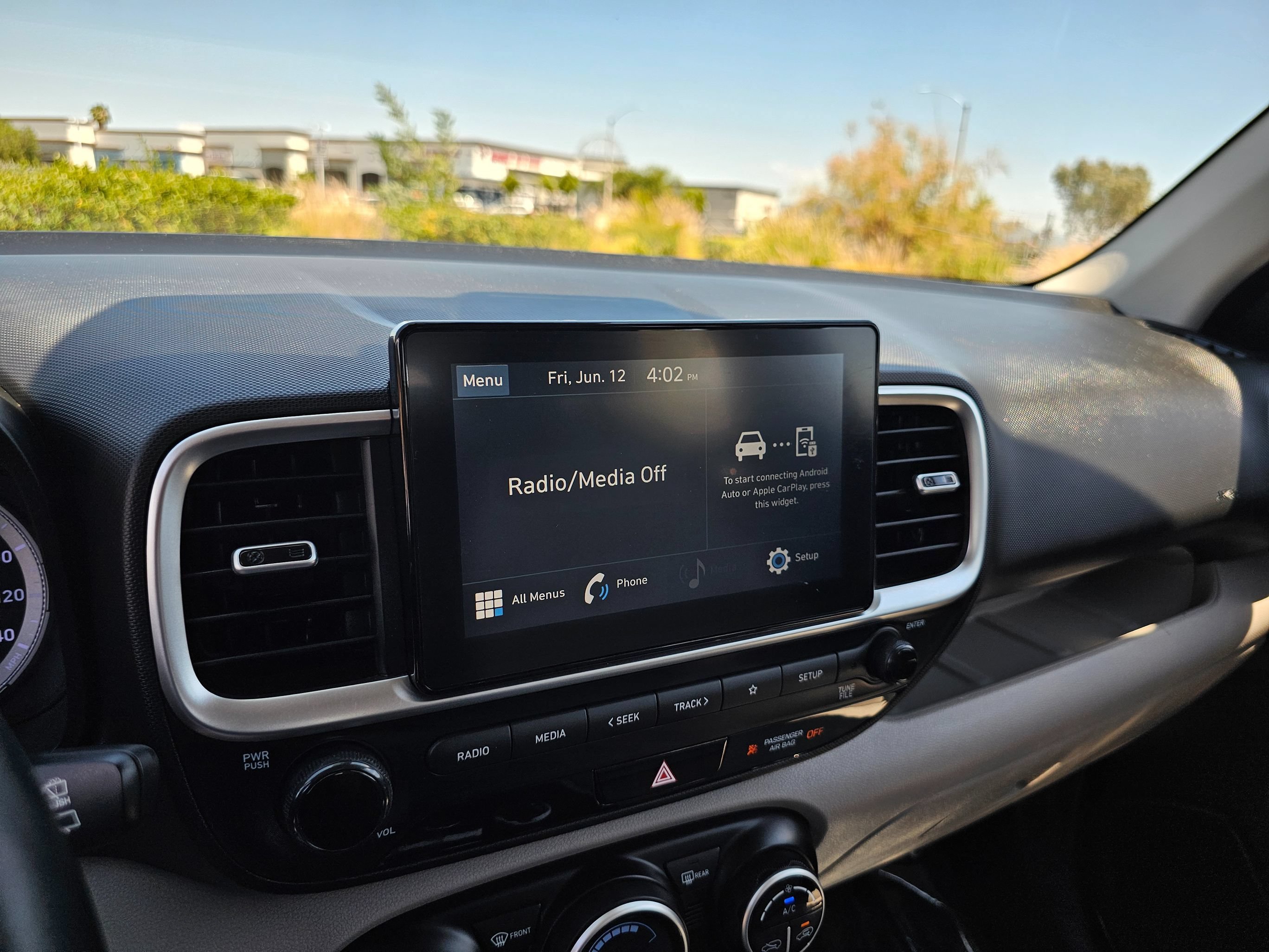 Used 2020 Hyundai Venue SEL w/ Convenience Package FWD image 30