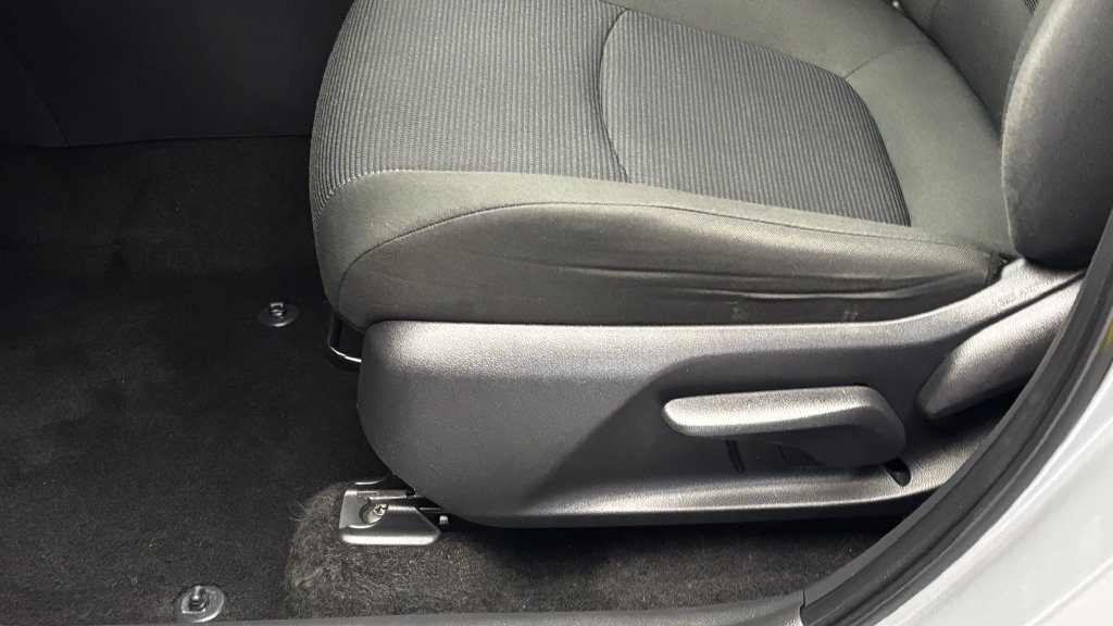 Certified 2025 Toyota RAV4 LE FWD image 13