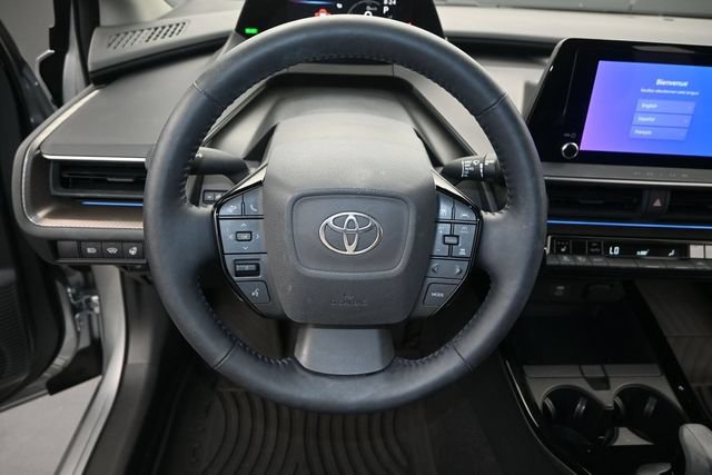 Used 2023 Toyota Prius XLE FWD image 5