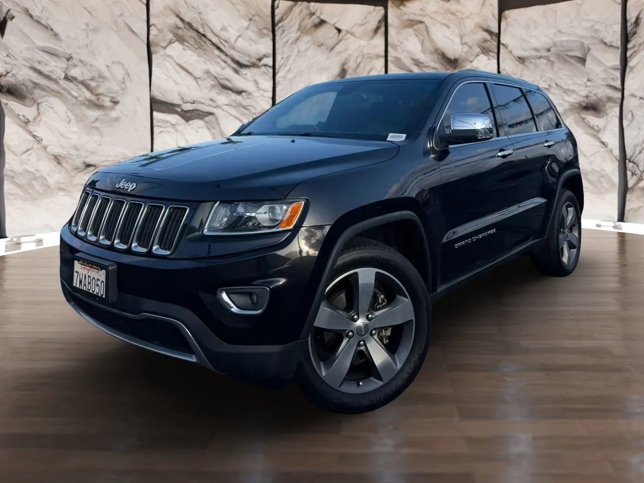 Used 2015 Jeep Grand Cherokee Limited RWD image 1
