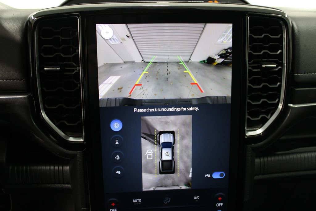 Used 2024 Ford Ranger Lariat w/ FX4 Off-Road Package image 57