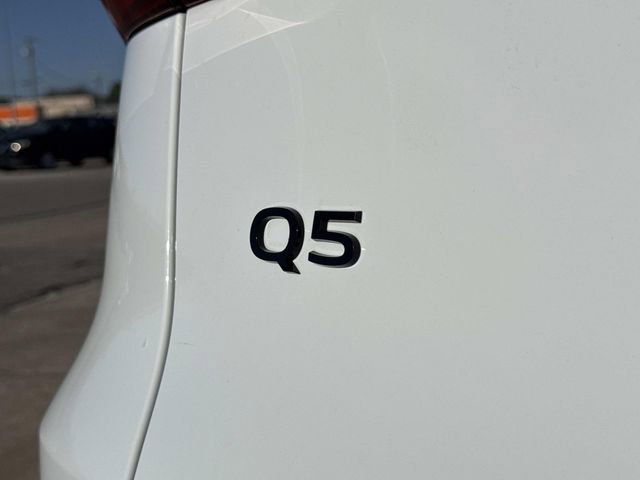 Used 2025 Audi Q5 2.0T Premium w/ Convenience Package image 11