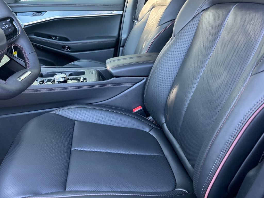 New 2025 Jeep Wagoneer S Launch Edition AWD/4WD image 17