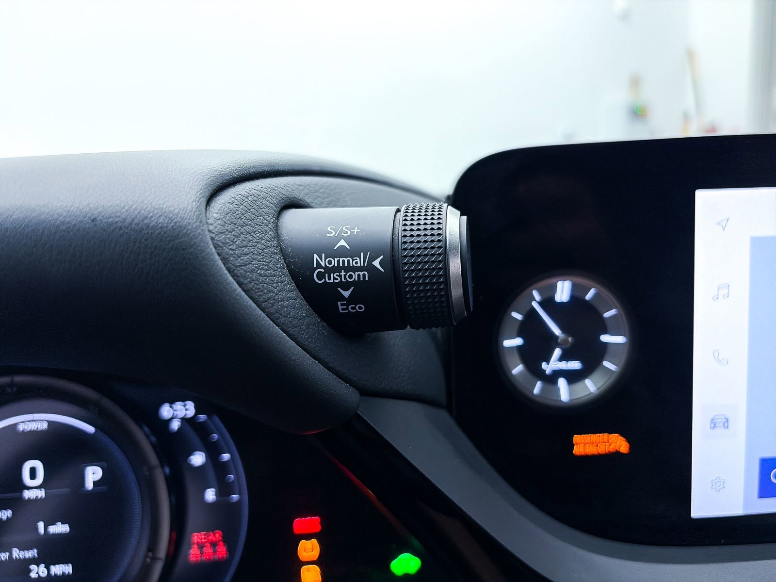 Used 2023 Lexus ES 300h F Sport w/ Accessory Package (Z2) FWD image 40