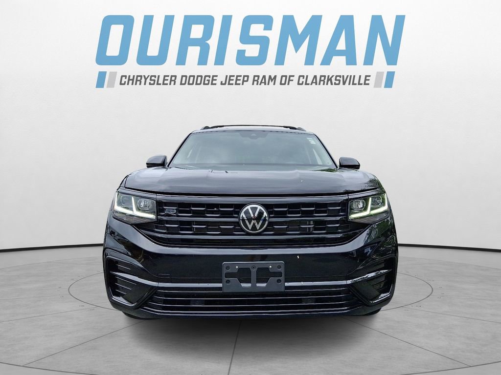 Used 2023 Volkswagen Atlas SEL R-Line AWD/4WD image 2