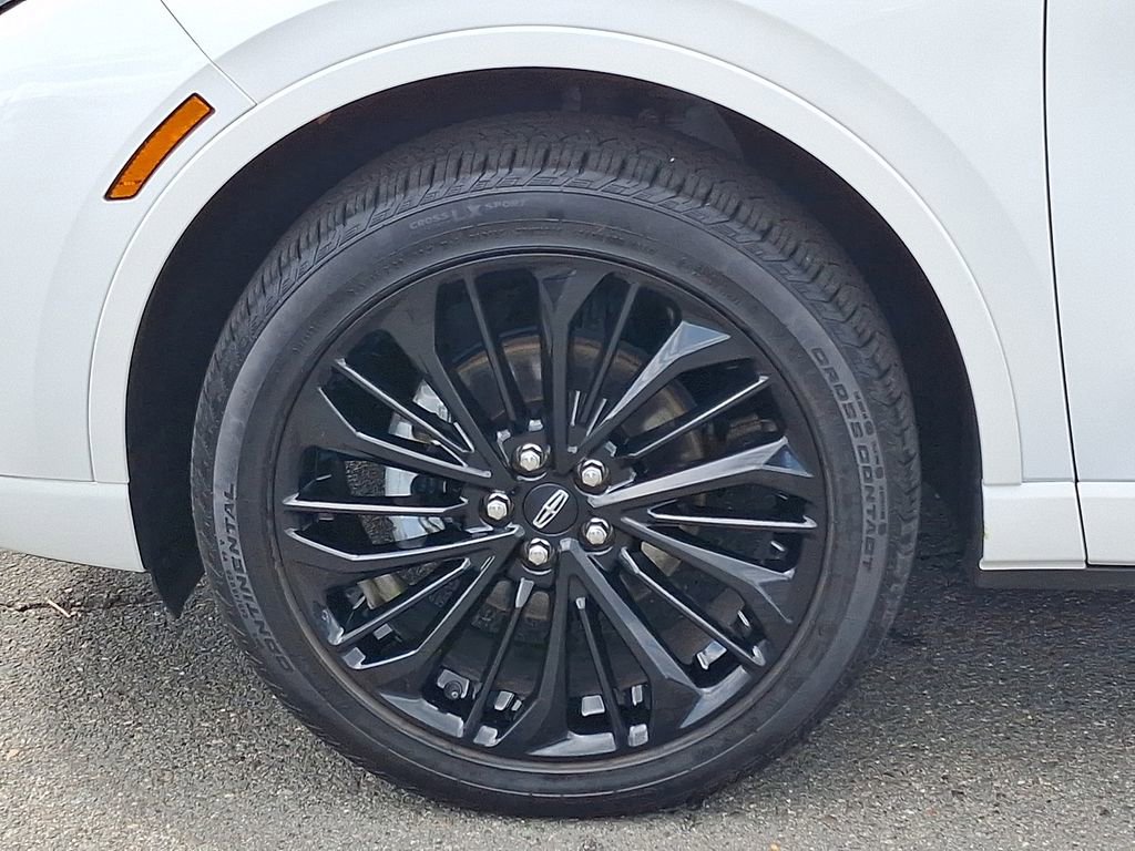 Used 2023 Lincoln Corsair AWD w/ Equipment Group 101A image 8