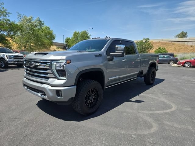 Used 2026 Chevrolet Silverado 3500 High Country w/ Technology Package AWD/4WD image 6