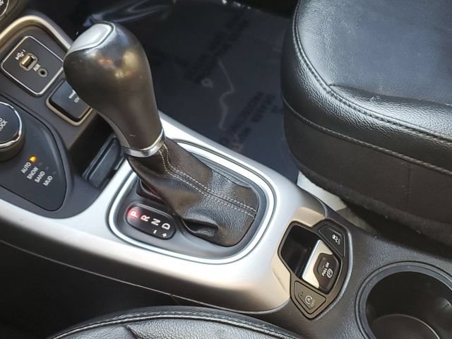 Used 2020 Jeep Compass High Altitude AWD/4WD image 25