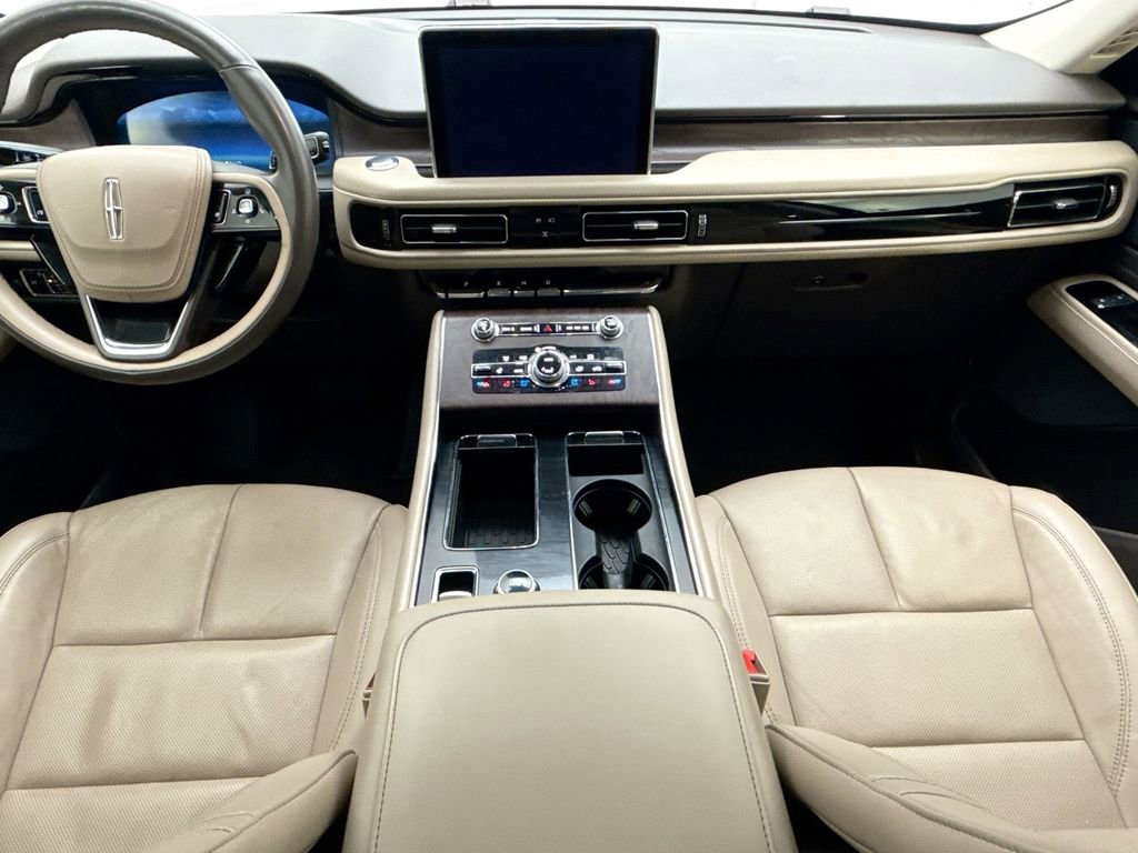 Used 2022 Lincoln Aviator Reserve w/ Elements Package Plus image 13