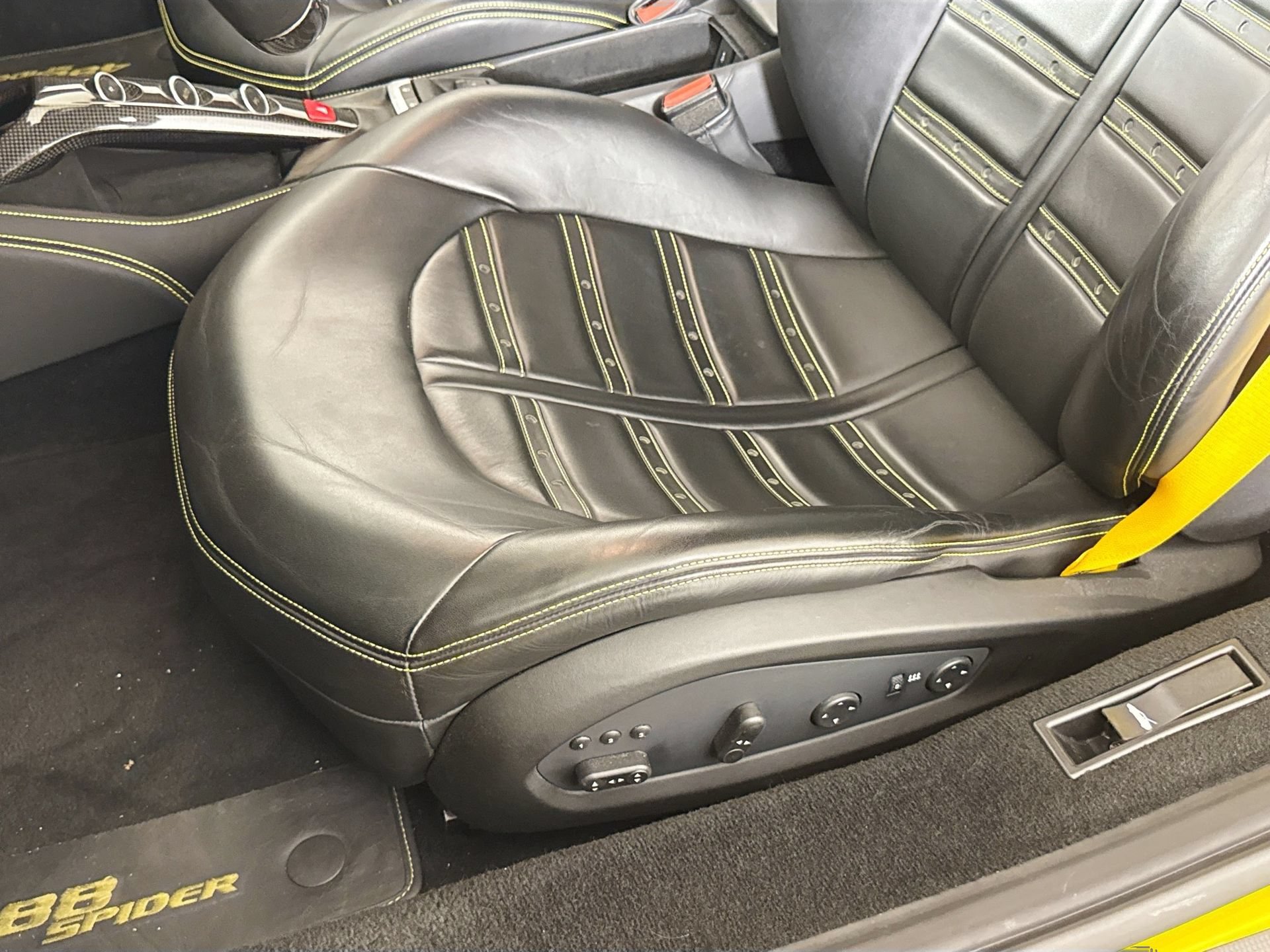 Certified 2019 Ferrari 488 Spider RWD image 18