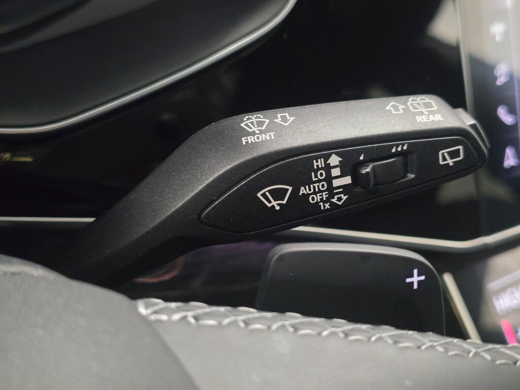 Certified 2025 Audi Q8 Premium Plus w/ Premium Plus Package image 38