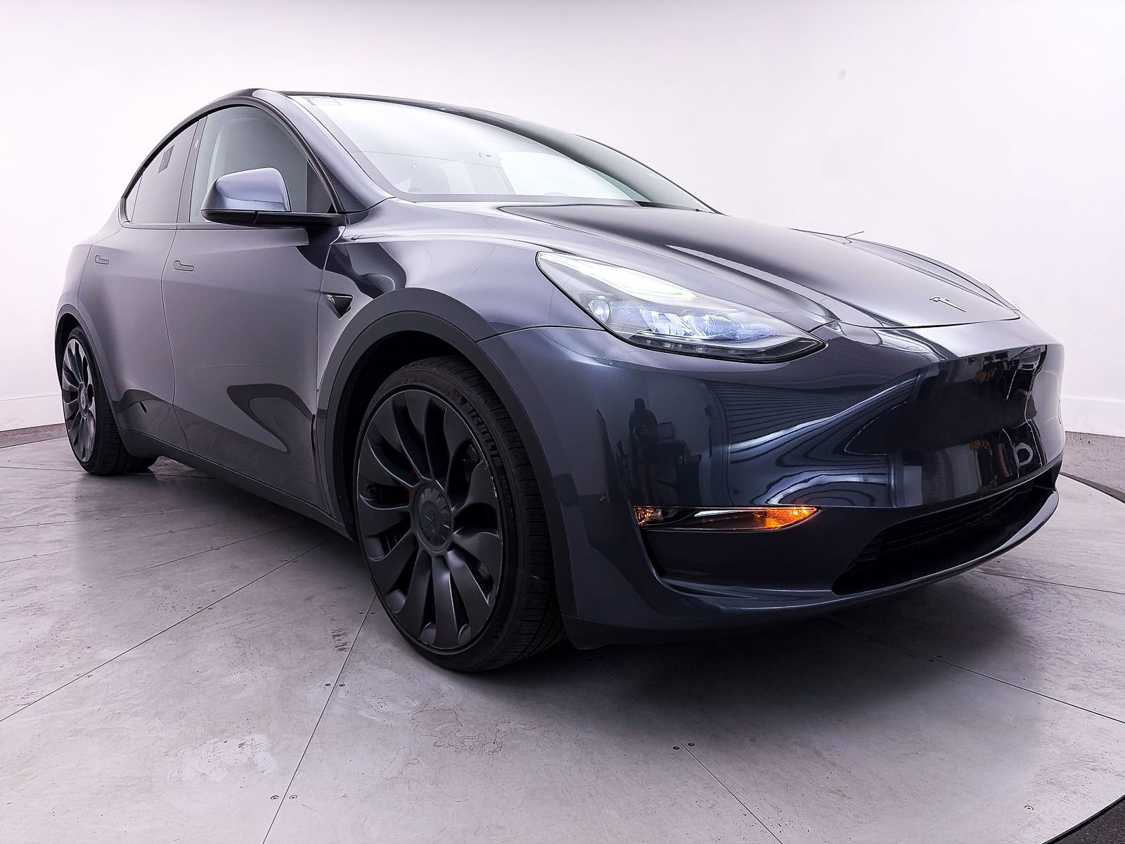 Used 2023 Tesla Model Y Performance image 10