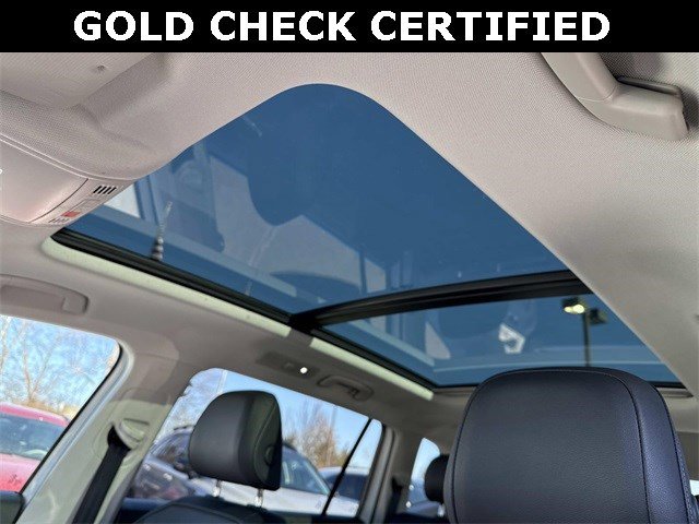 Used 2020 Volkswagen Tiguan SEL image 16