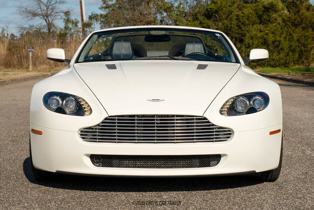 Used 2008 Aston Martin V8 Vantage Roadster 6-Speed image 13