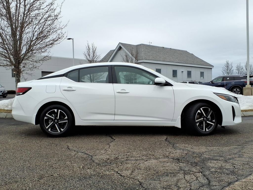 Certified 2025 Nissan Sentra SV image 2