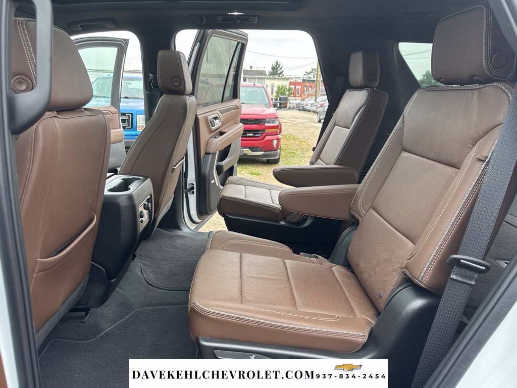 Used 2024 Chevrolet Tahoe High Country AWD/4WD image 26