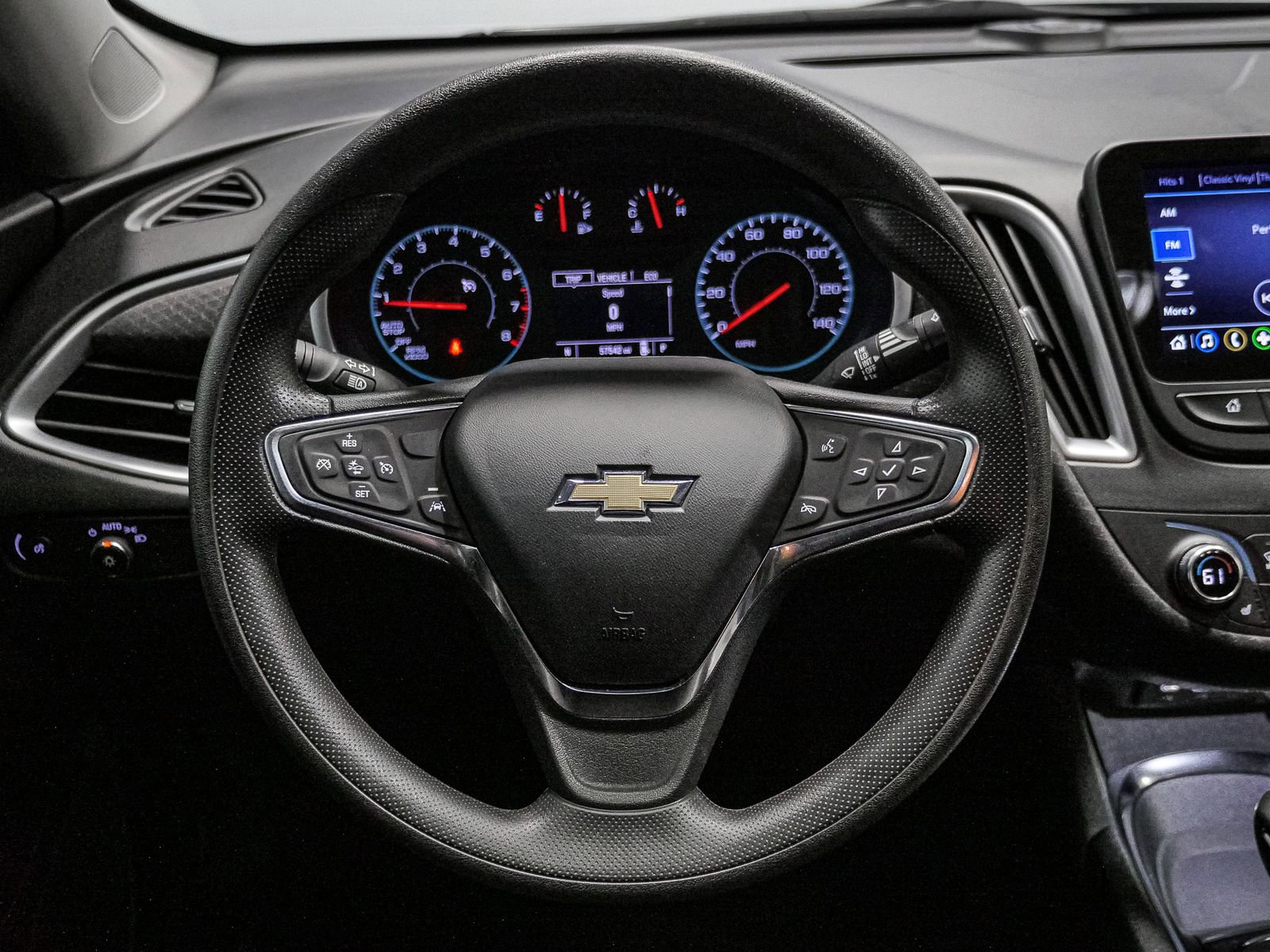 Used 2023 Chevrolet Malibu LT image 30