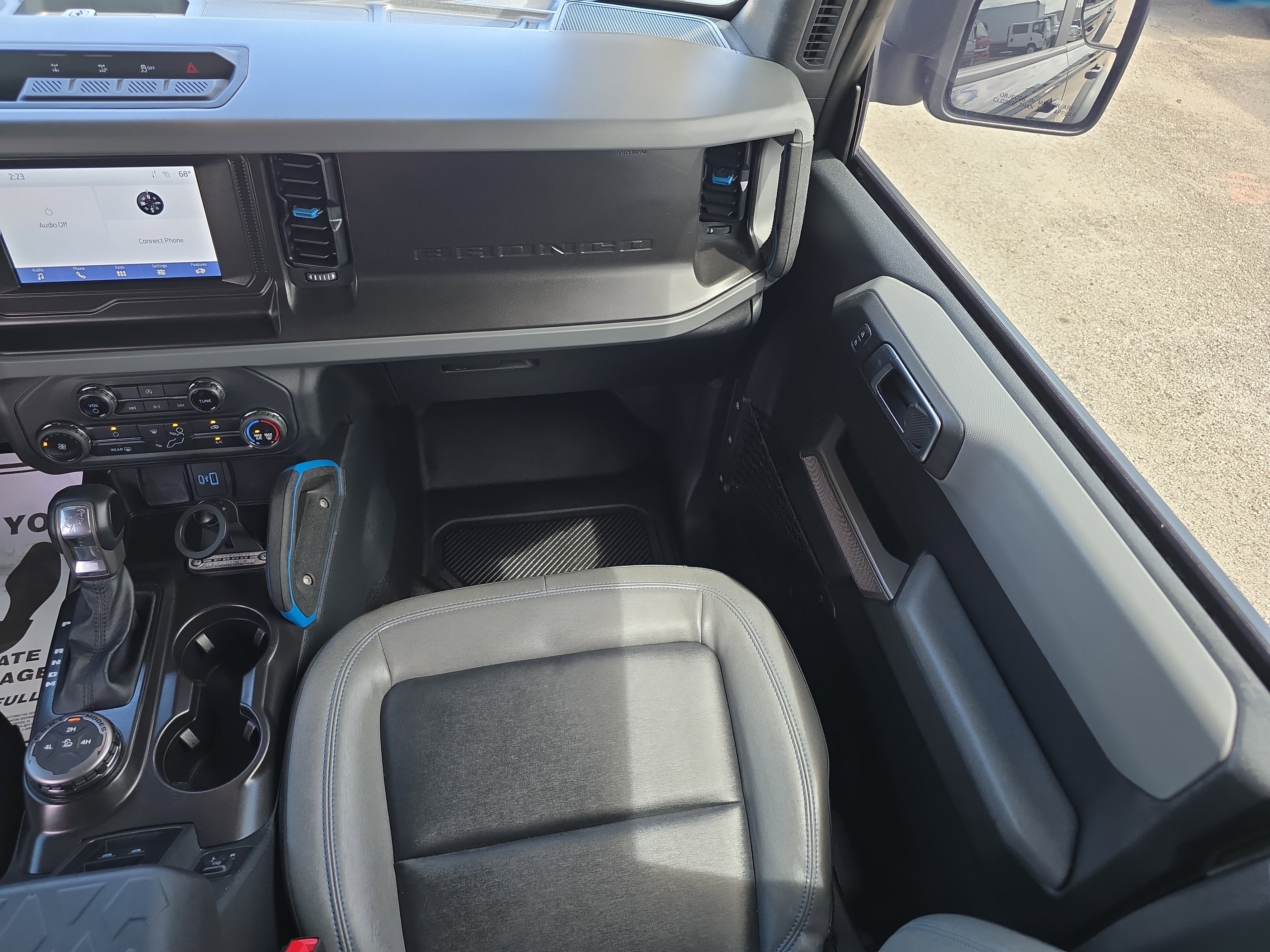 Used 2022 Ford Bronco Black Diamond image 20