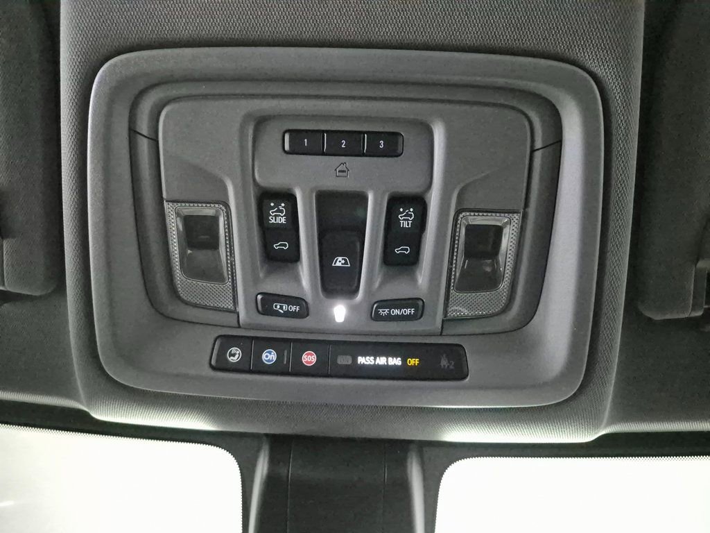 Certified 2022 Chevrolet Silverado 1500 LTZ w/ LTZ Premium Package image 20