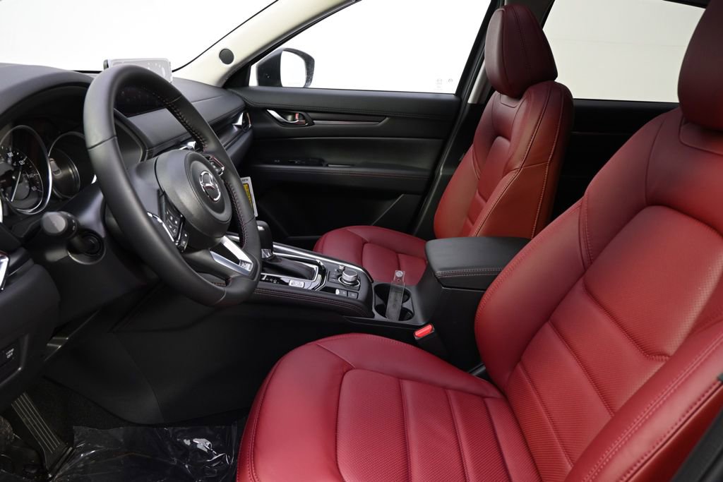 New 2025 MAZDA CX-5 Carbon Edition image 13