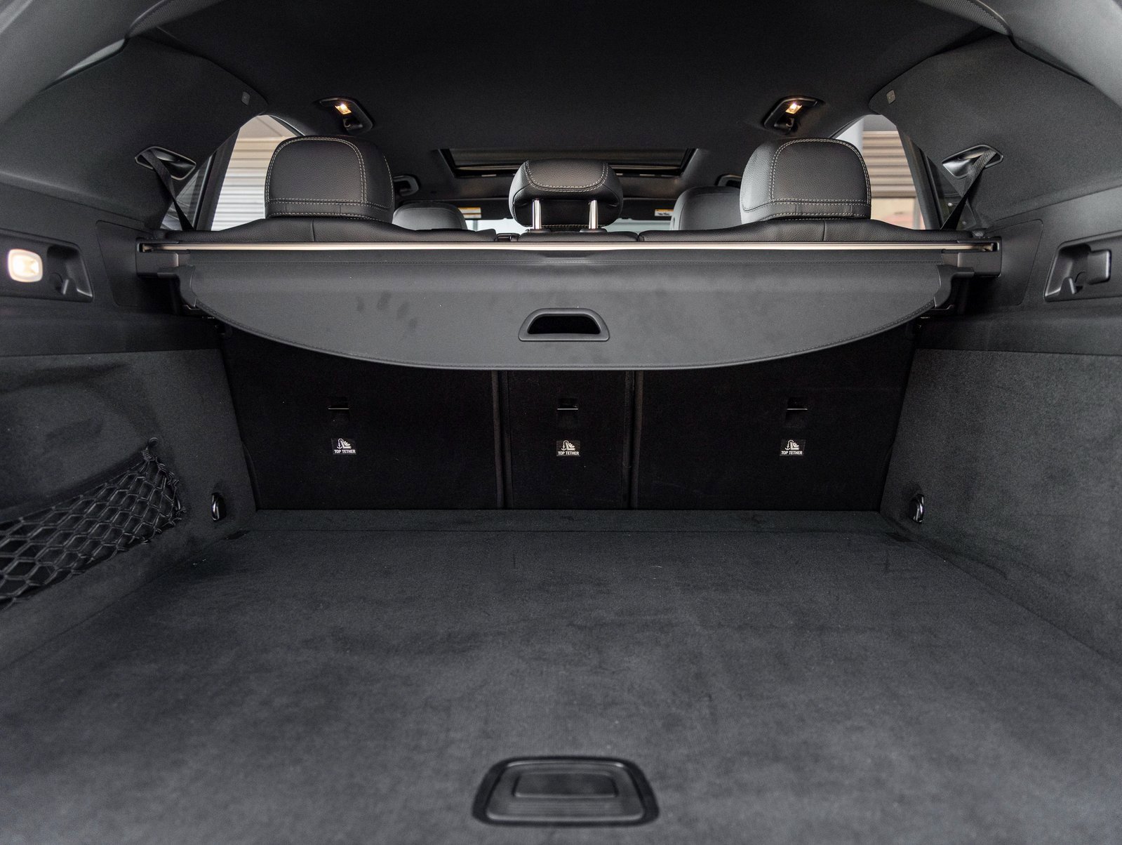 Used 2024 Mercedes-Benz GLE 450 4MATIC w/ AMG Line Exterior image 36