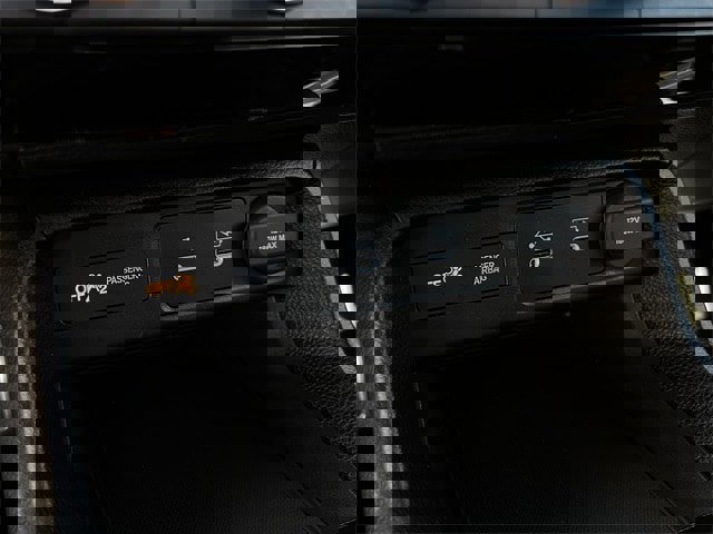 Used 2025 Honda Civic Sport image 24