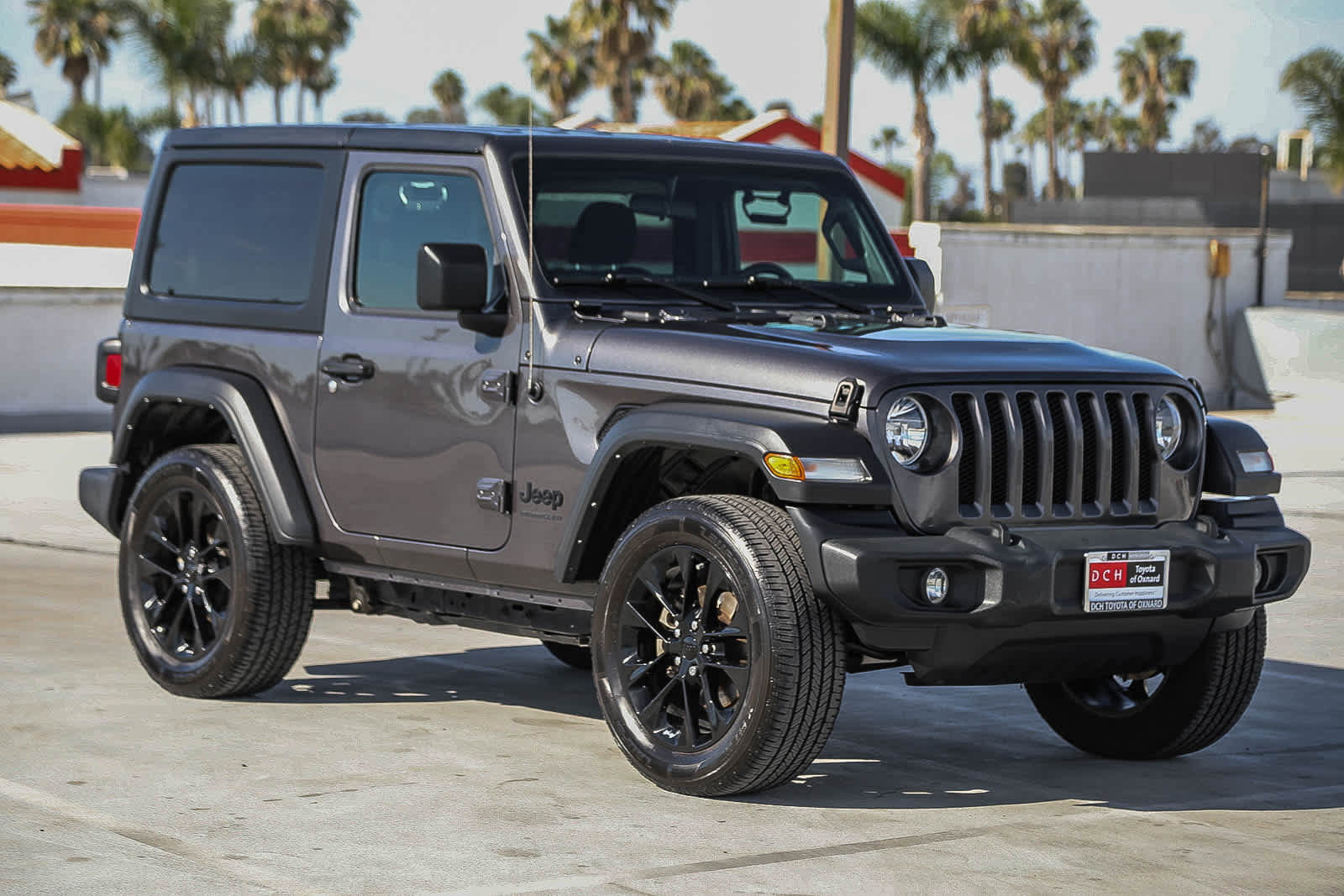 Used 2022 Jeep Wrangler Sport image 4