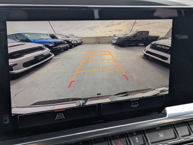 Used 2025 GMC Sierra 1500 SLT image 18