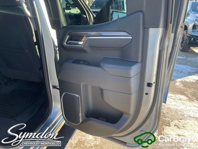 Used 2025 Chevrolet Silverado 1500 LT image 25