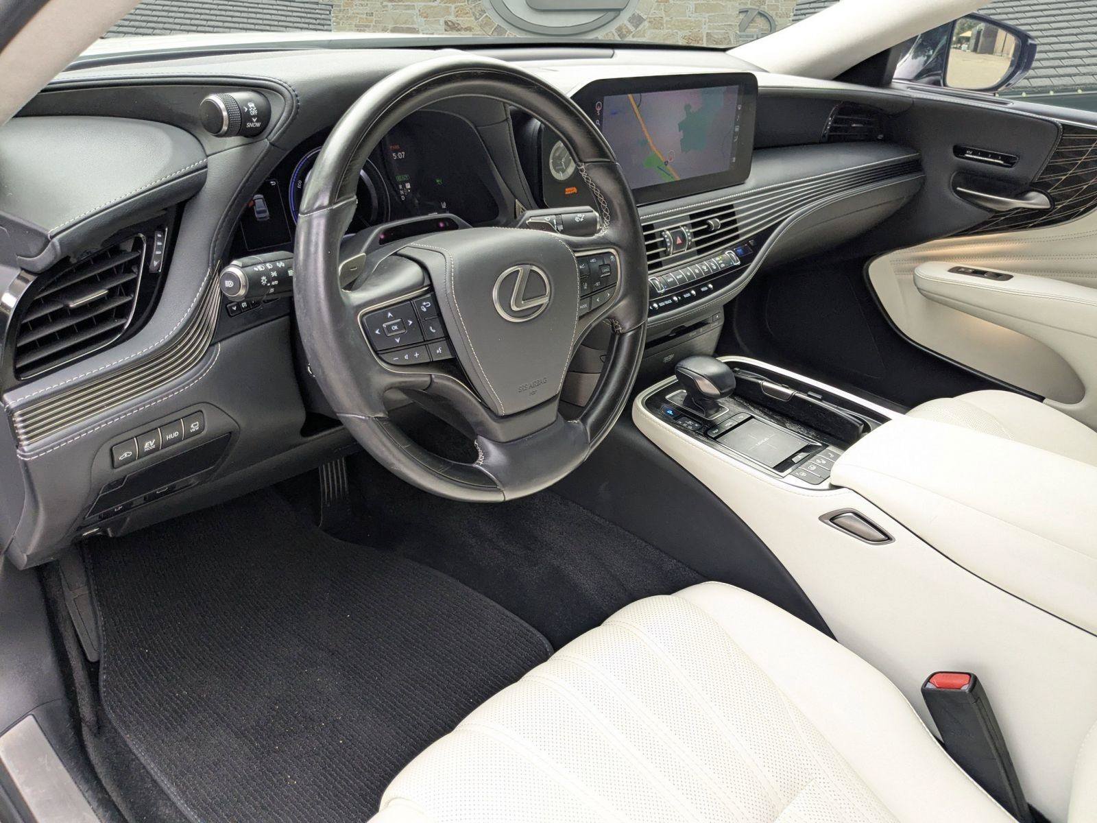 Certified 2022 Lexus LS 500h AWD w/ Luxury Package image 6