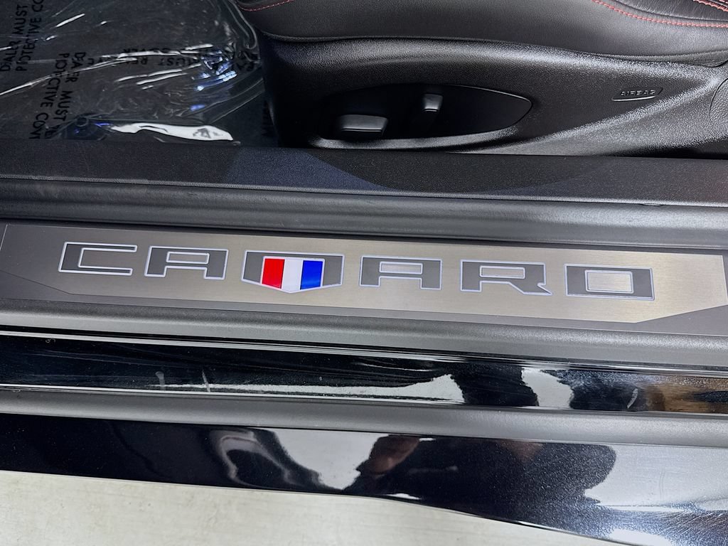 Used 2018 Chevrolet Camaro ZL1 RWD image 20