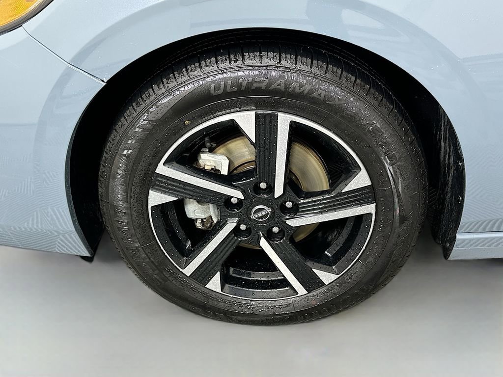 Used 2024 Nissan Sentra SV FWD image 29