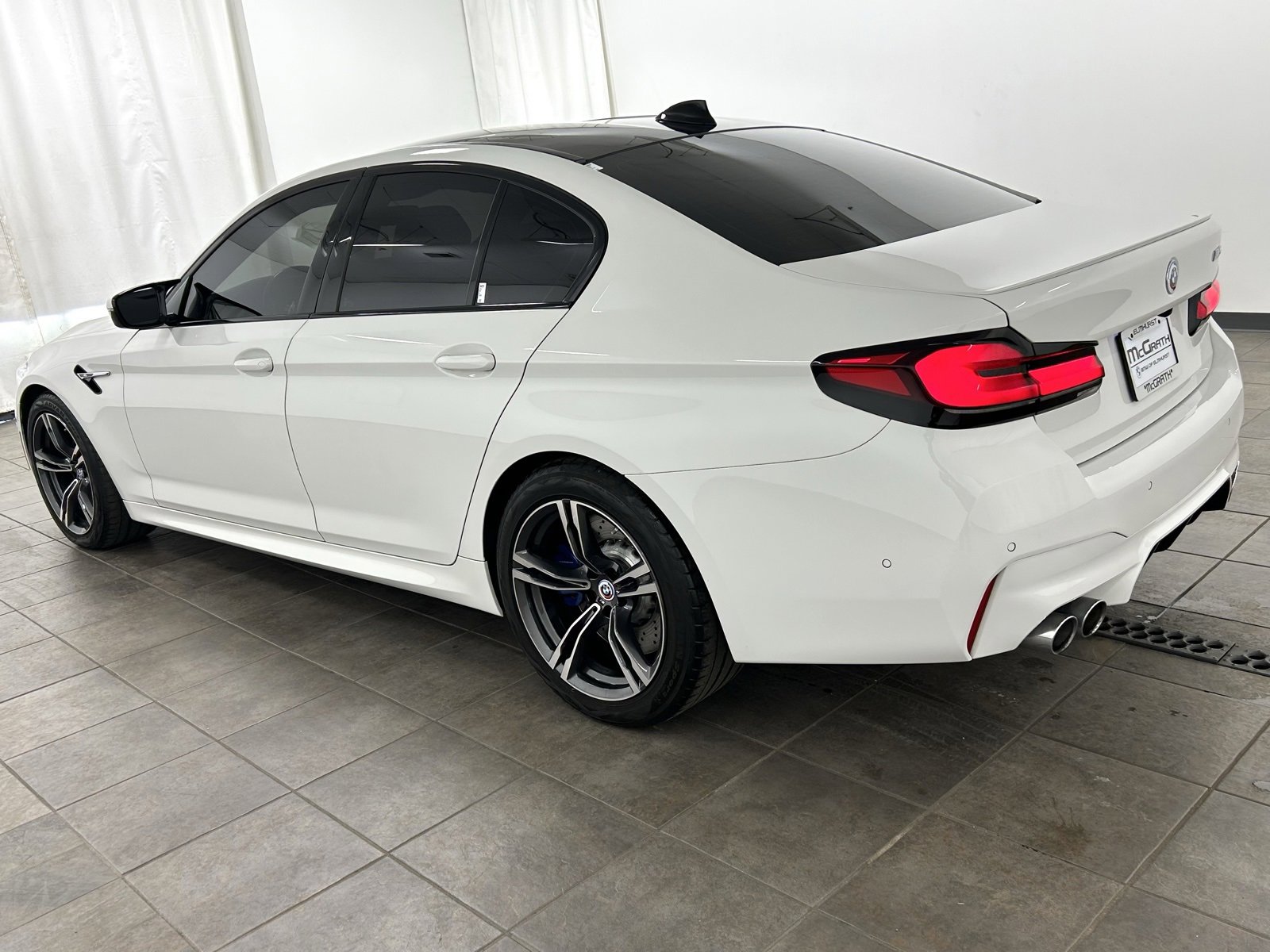 Used 2023 BMW M5 Base w/ Executive Package image 5