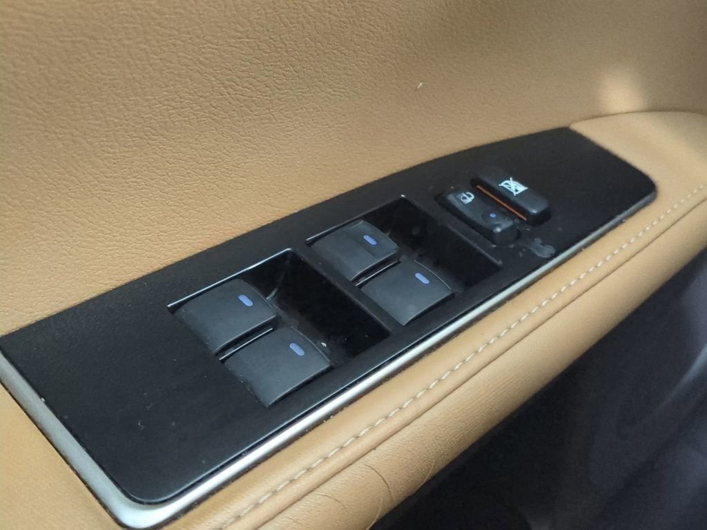 Used 2018 Lexus ES 350 w/ Premier Package FWD image 29