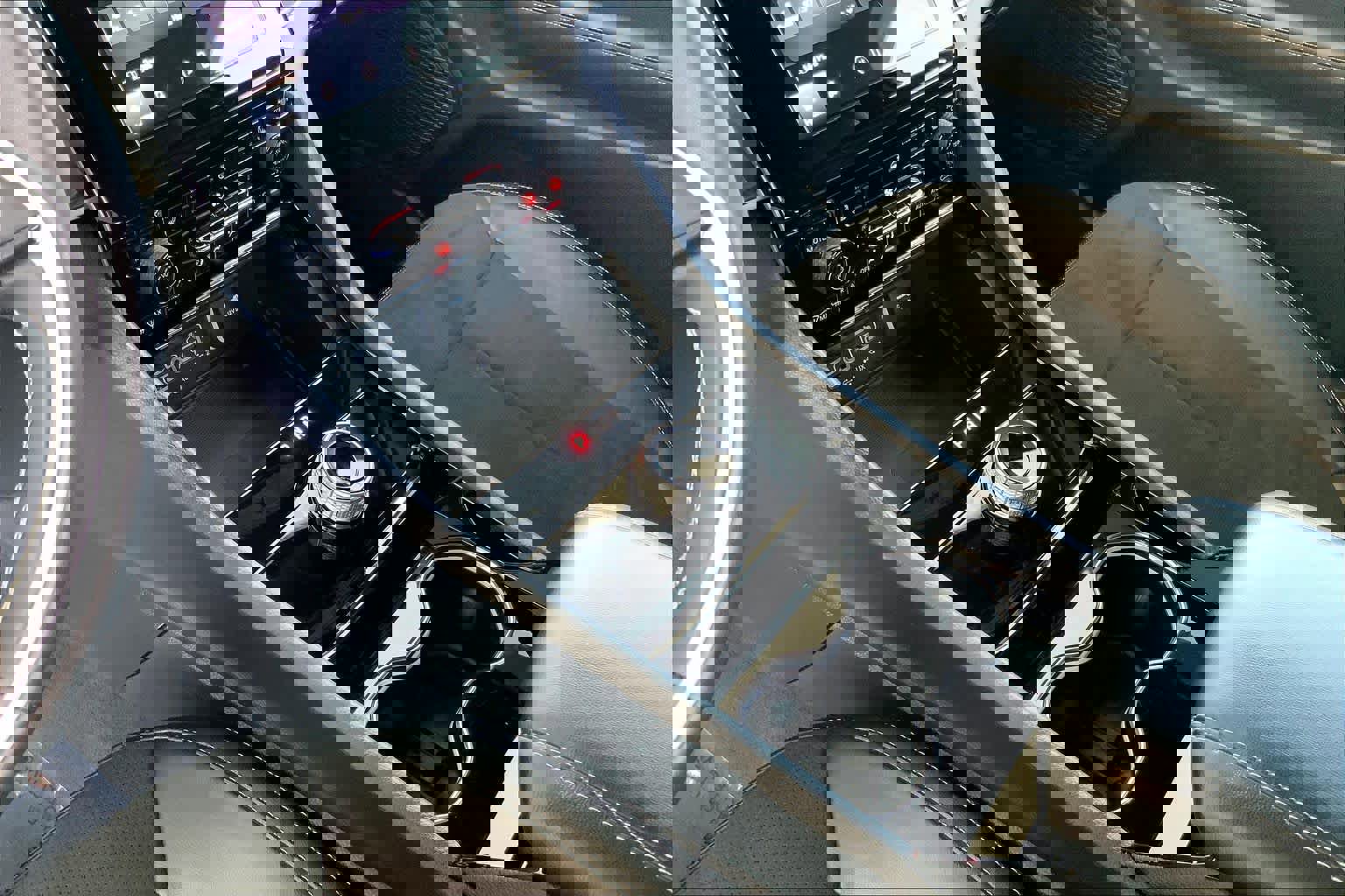 Used 2023 Jeep Grand Cherokee Altitude image 16