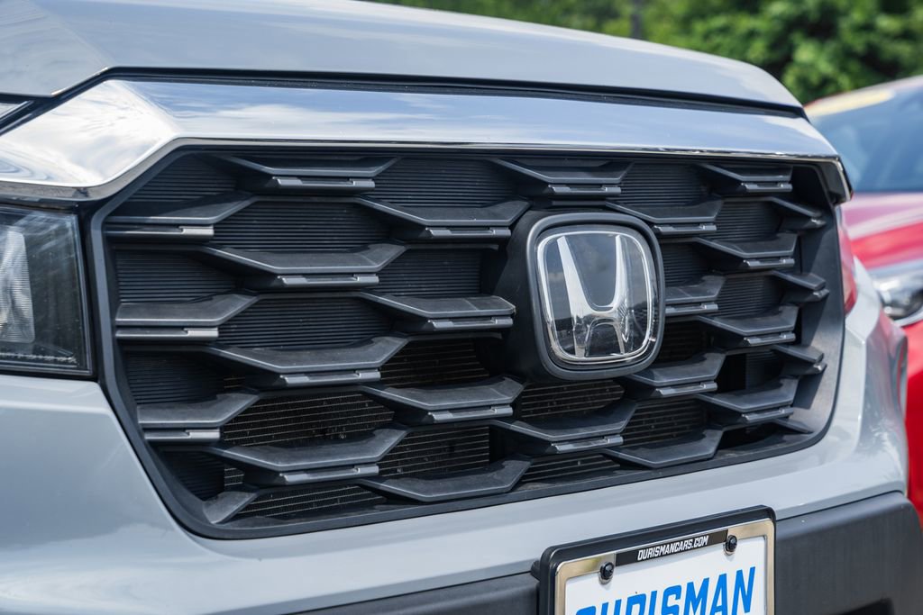 Used 2023 Honda Passport EX-L image 11