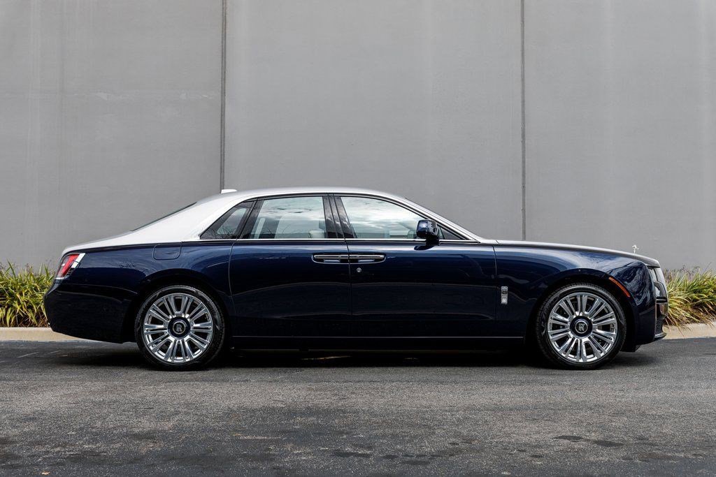 Used 2021 Rolls-Royce Ghost image 6
