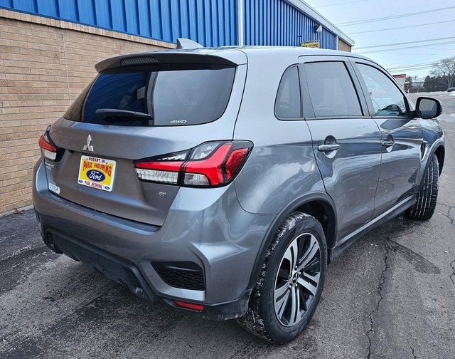 Used 2022 Mitsubishi Outlander Sport SE image 3