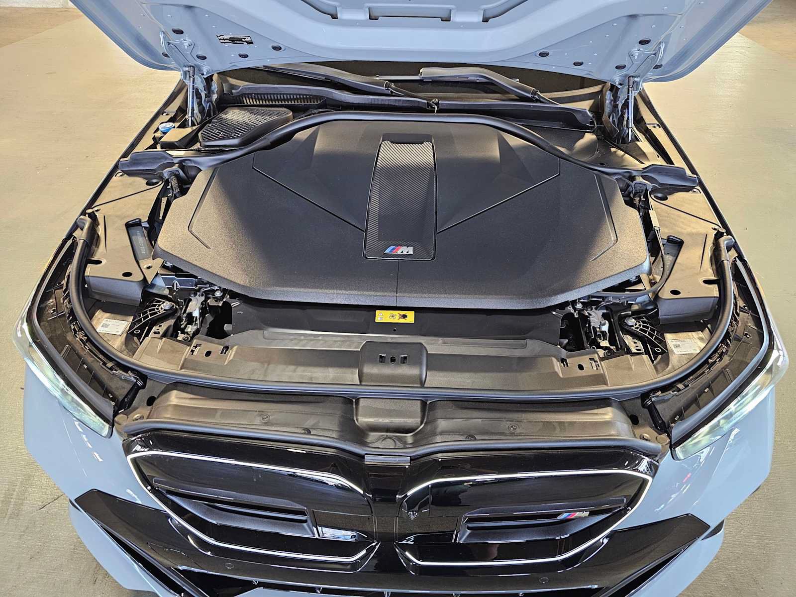 New 2026 BMW i5 M60 w/ Executive Package AWD/4WD image 9