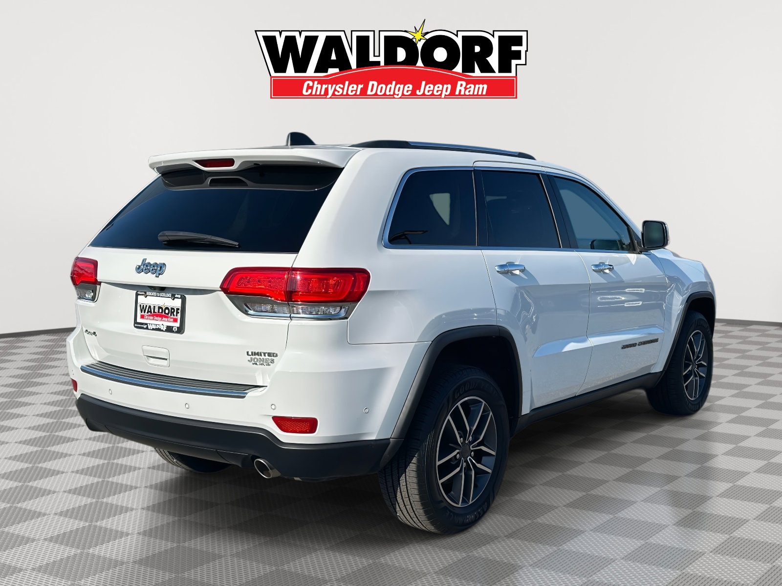 Used 2019 Jeep Grand Cherokee Limited image 6