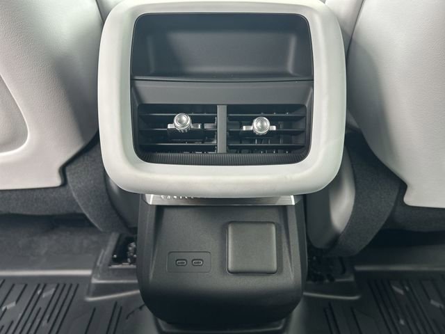 New 2026 Cadillac Lyriq Premium Luxury image 36