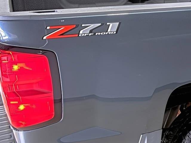 Used 2018 Chevrolet Silverado 1500 LT w/ All Star Edition AWD/4WD image 13