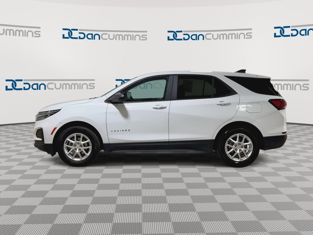 Used 2022 Chevrolet Equinox LS w/ LS Convenience Package image 5