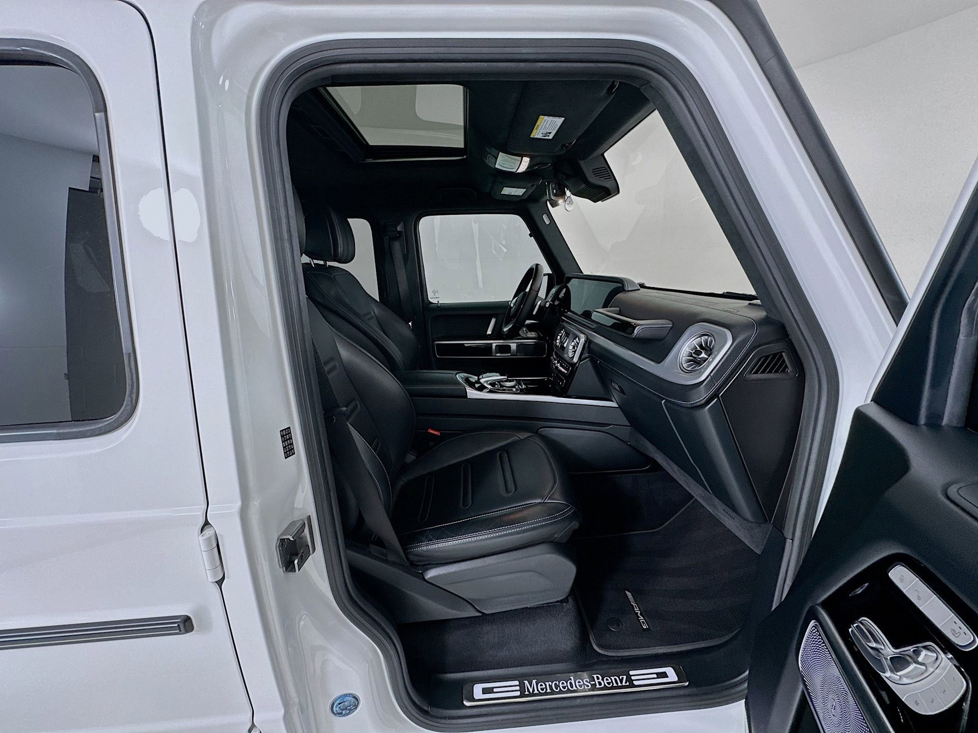 Certified 2022 Mercedes-Benz G 550 image 32