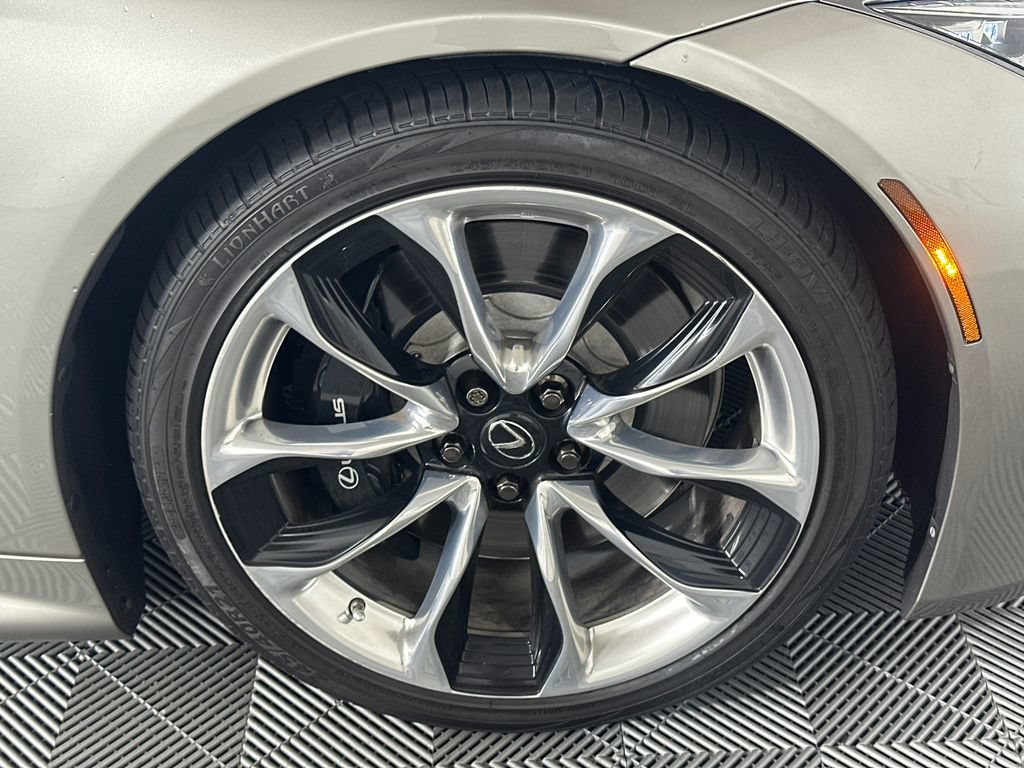 Used 2018 Lexus LC 500 Coupe w/ Sport Package RWD image 12