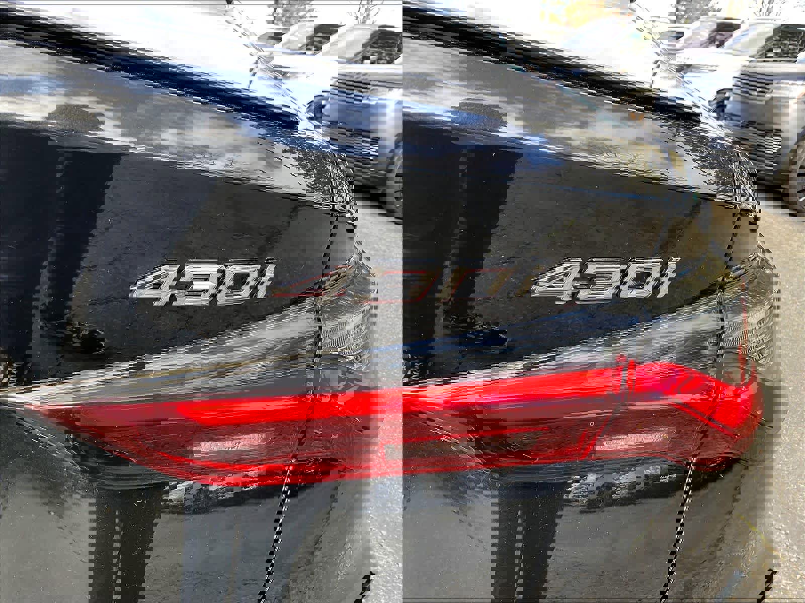 Used 2022 BMW 430i Coupe w/ M Sport Package image 10