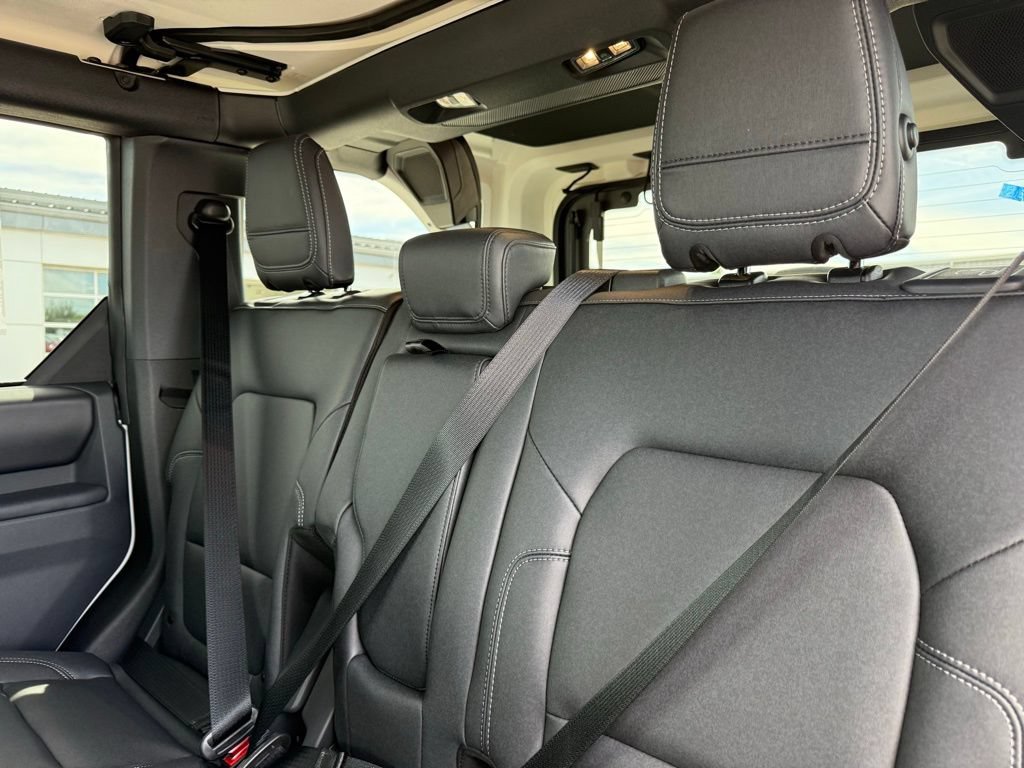 New 2025 Ford Bronco Badlands AWD/4WD image 19