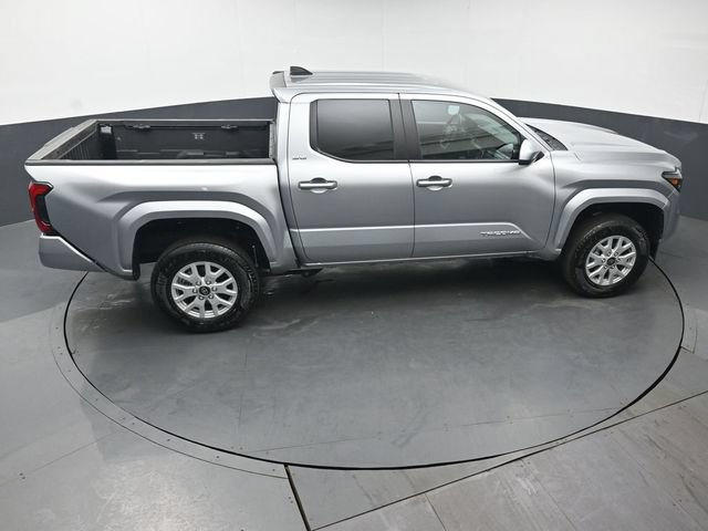 Certified 2026 Toyota Tacoma SR5 AWD/4WD image 44