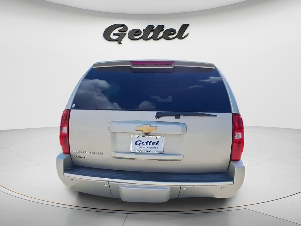 Used 2013 Chevrolet Suburban LTZ image 5