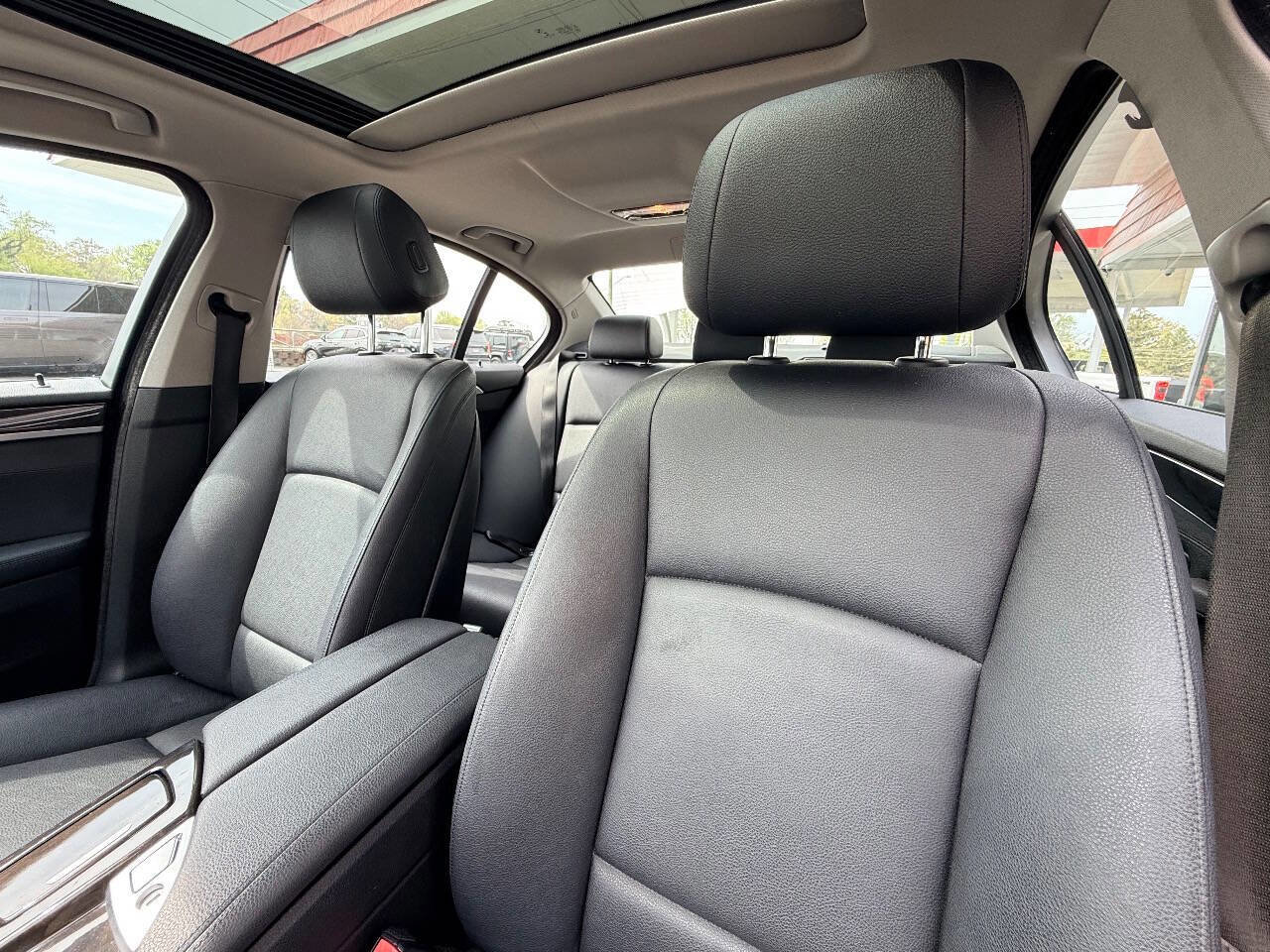 Used 2016 BMW 528i xDrive Sedan image 29